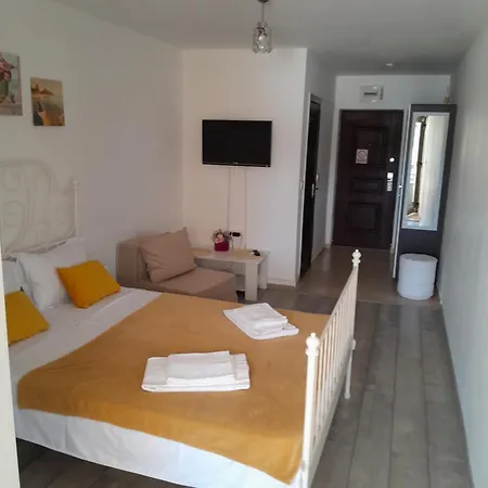 Garsoniera Apartamento *