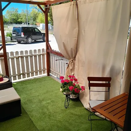 Apartamento Garsoniera Saturn